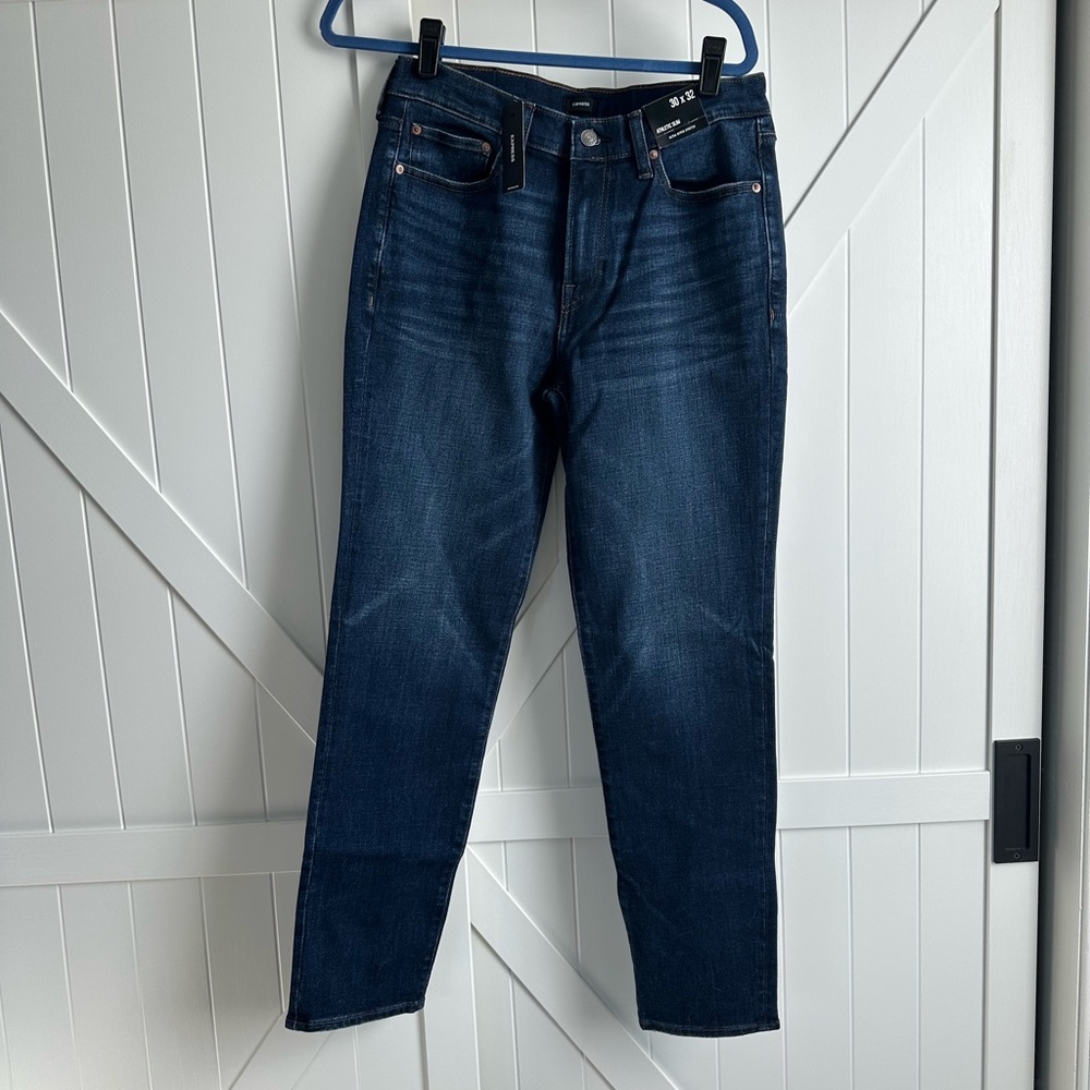 Express Men’s Athletic Slim Jeans 30x32 Ultra Hyper Stretch Dark Wash Denim NWT